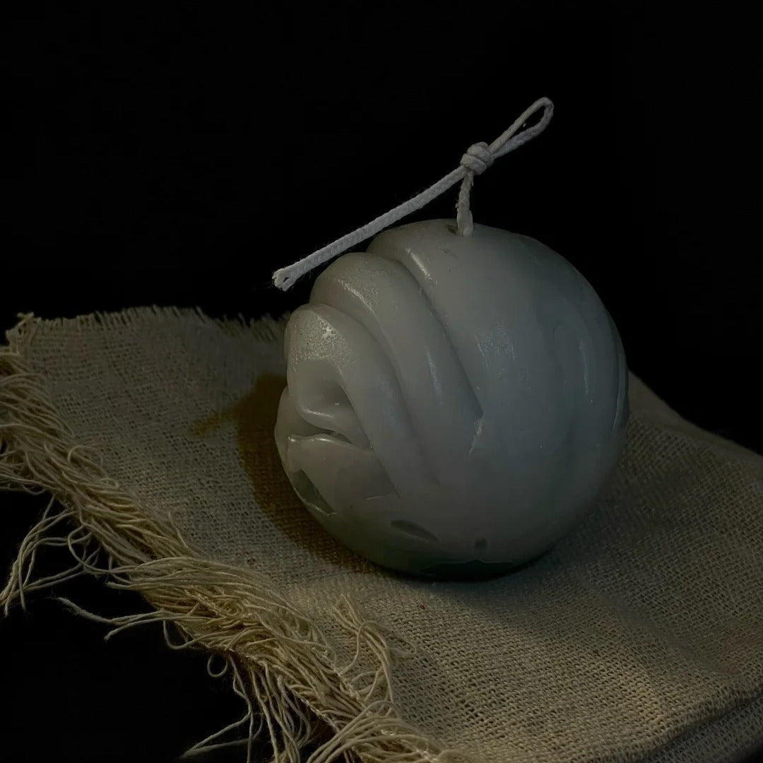 Creamy Petal Vein Candle - Handmade Candle