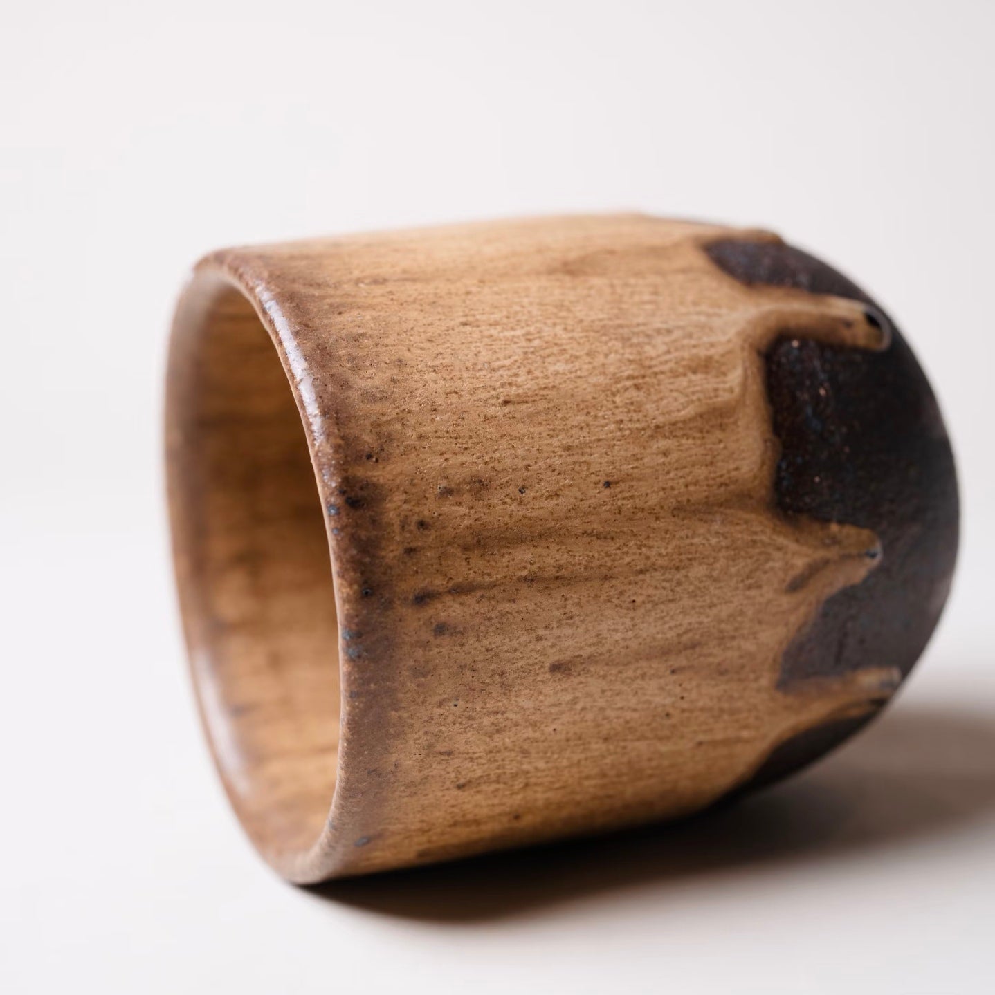 The Flowing Mud -- Handmade Ceramic