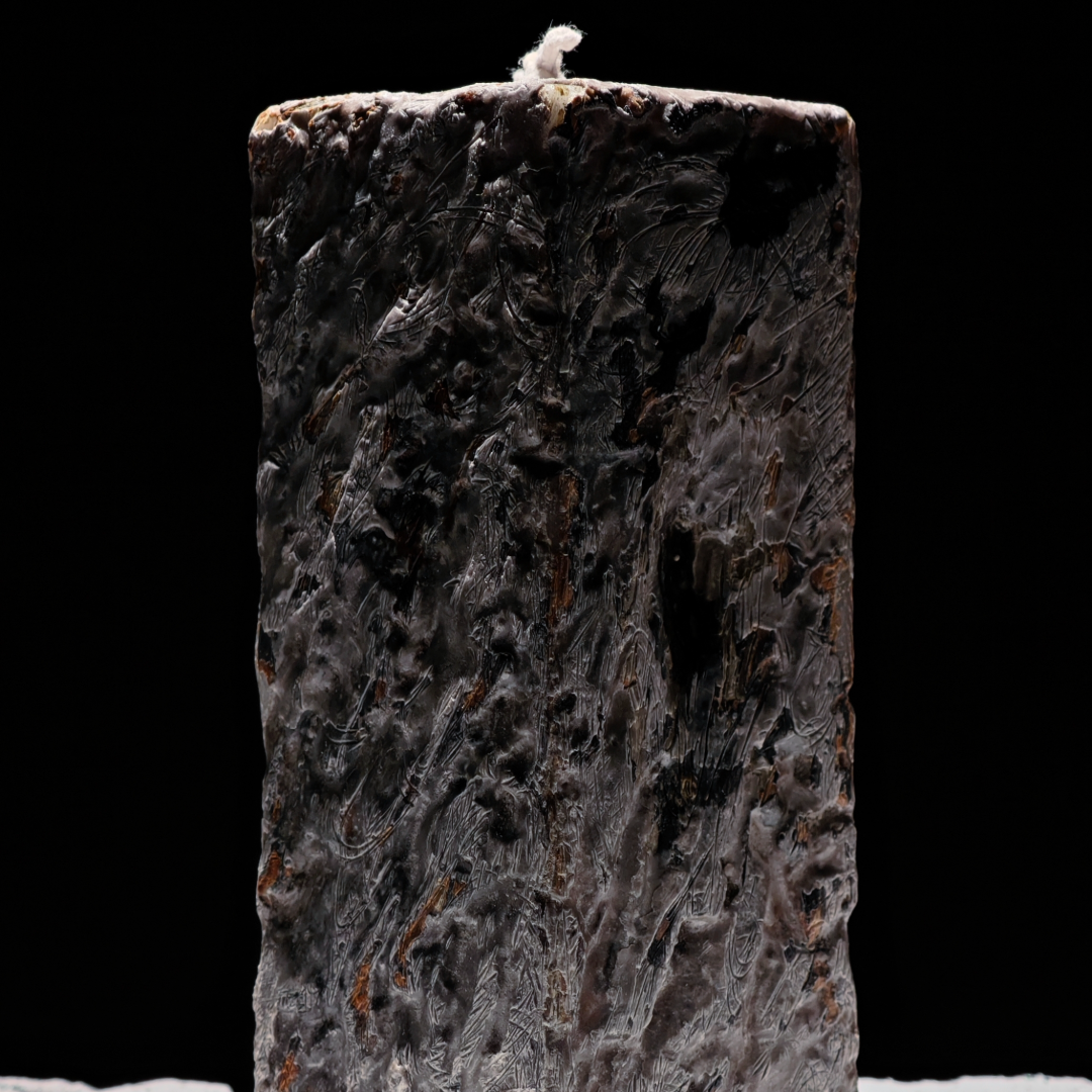 borealforest-handmade-rough-stone-ember-pillar-candle-set-handmade-candle-candle-sanctuary-detail-4