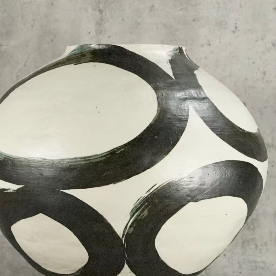Plain Base Ink Circle Vase - Handmade Ceramic