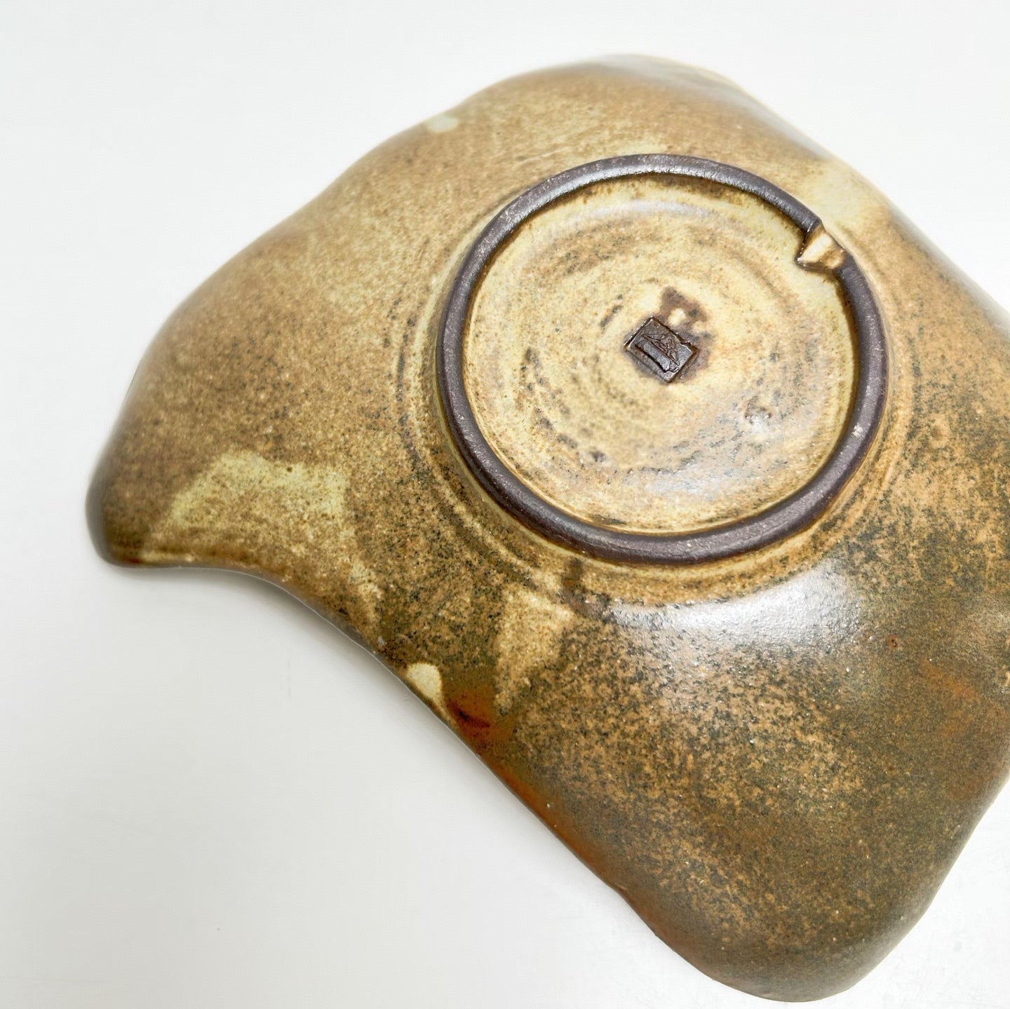 Wave Edge Leaf Plate - Handmade Ceramic