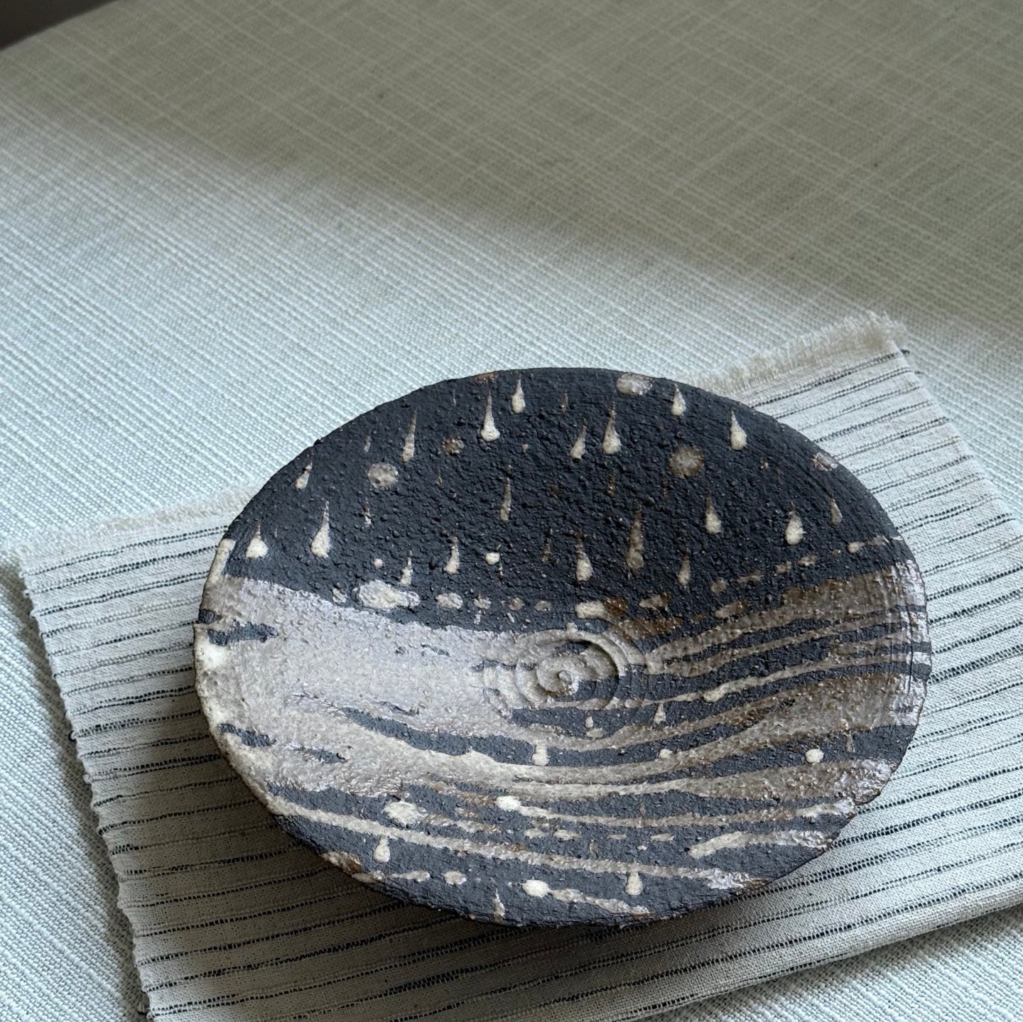 Raindrop Ripple Ceramic Plate - Handmade Ceramic
