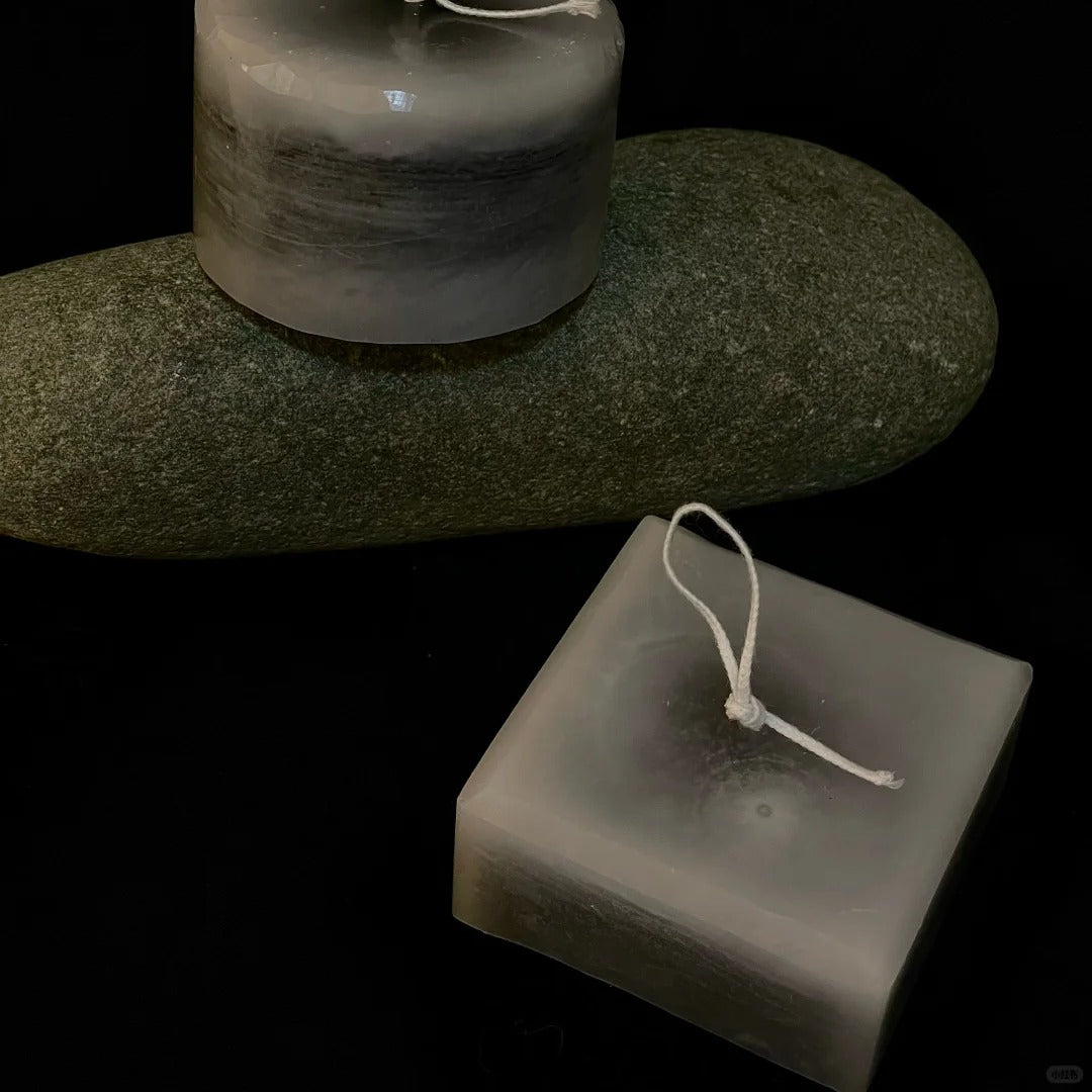Mist Rock Vein Candle - Handmade Candle