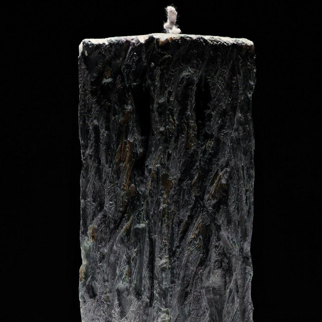borealforest-handmade-rough-stone-ember-pillar-candle-set-handmade-candle-candle-sanctuary-detail-3